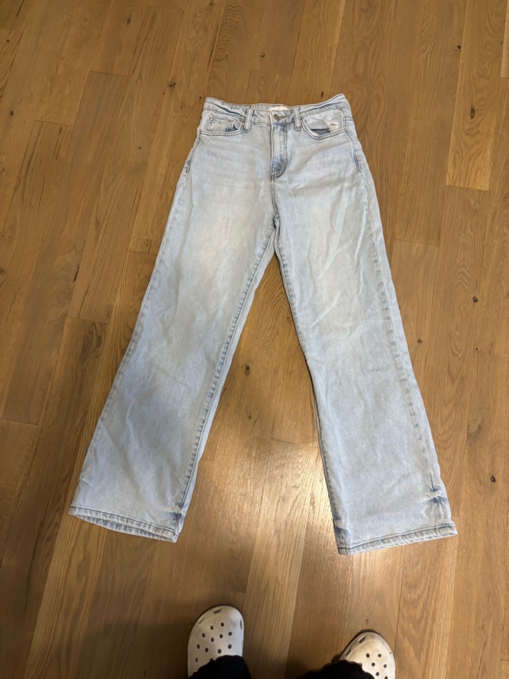 Light Wash Women’s Straight-Leg Jeans vervet size 27 30 inch inseam